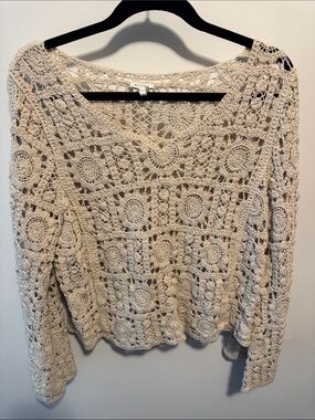 En Creme Crochet Openwork Long-Sleeve Top in Cream